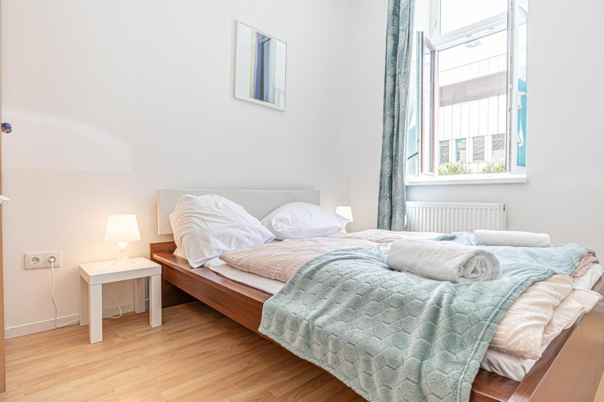 Loevly Shared 6Br With Garden Near Danube & Millenium City Viyana Dış mekan fotoğraf