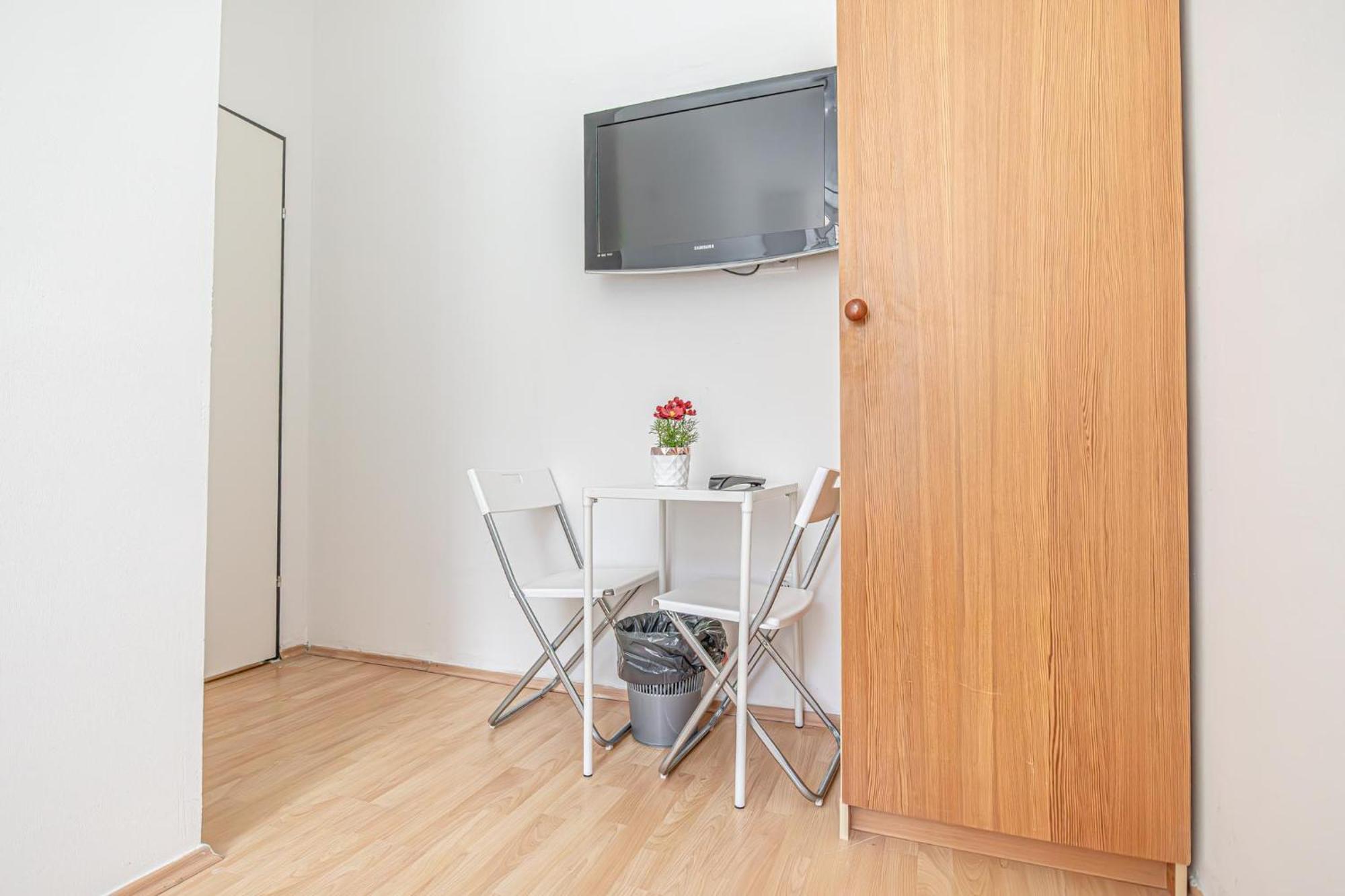 Loevly Shared 6Br With Garden Near Danube & Millenium City Viyana Dış mekan fotoğraf