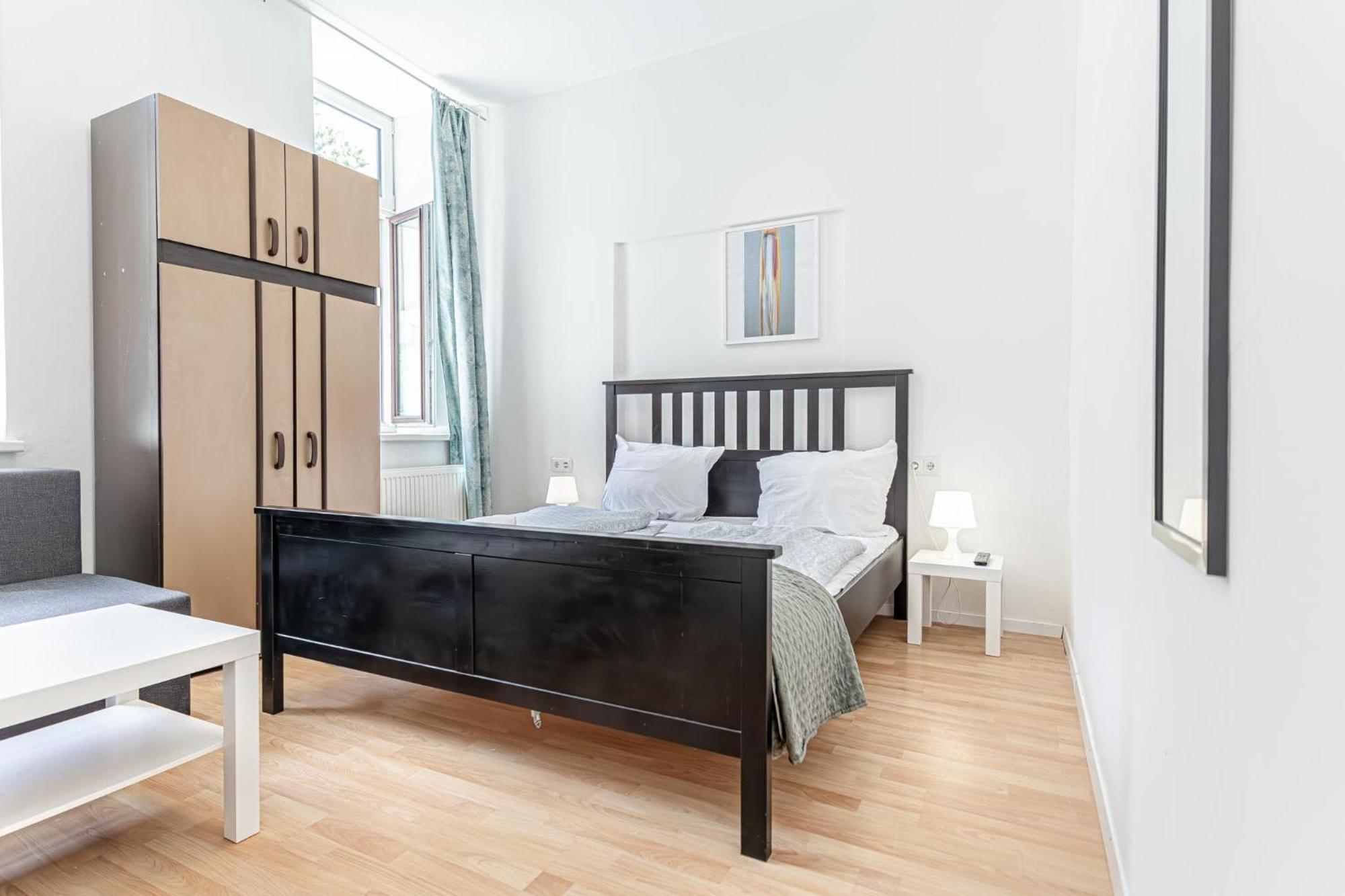 Loevly Shared 6Br With Garden Near Danube & Millenium City Viyana Dış mekan fotoğraf